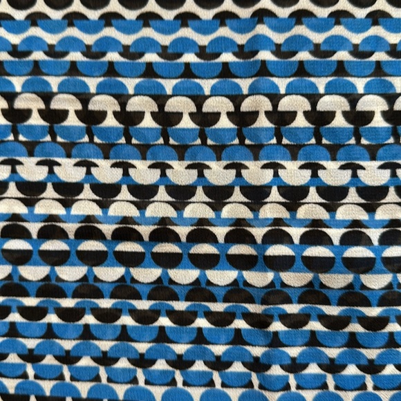 Calvin Klein Scarf - Picture 10 of 11